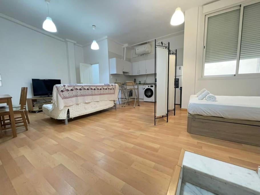Nice Flat In Atarazanas - Souv Málaga Kültér fotó