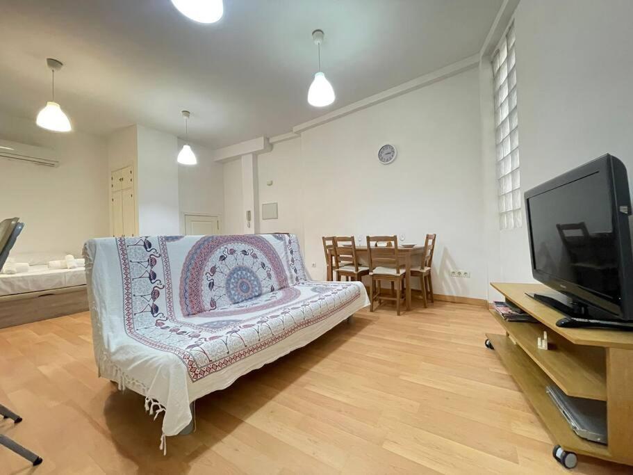 Nice Flat In Atarazanas - Souv Málaga Kültér fotó