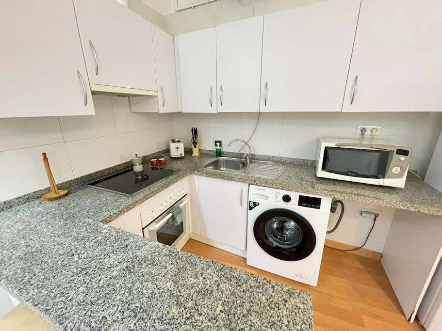Nice Flat In Atarazanas - Souv Málaga Kültér fotó